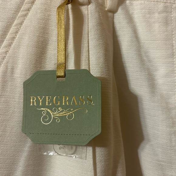 Capri length slacks - Picture 6 of 8